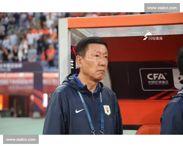 泰山名宿炮轰崔康熙用人乱象:“抽风式” 轮换摧毁年轻球员成长根基 泰山名宿炮轰崔康熙用人乱象:“抽风式” 轮换摧毁年轻球员成长根基