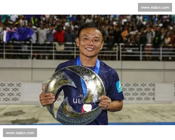 周通回应身份争议:苏超强还是奥克兰城?真相在这里